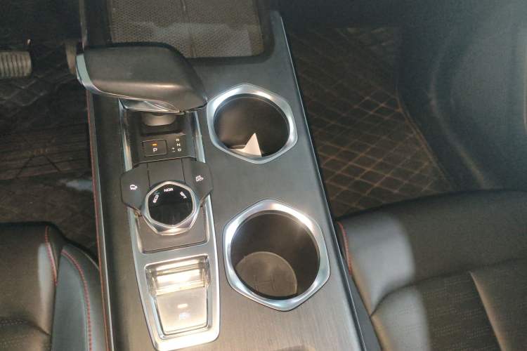 Used CHANGAN CS55PLUS 2022 2nd Generation 1.5T DCT Prestige Version Gear Lever