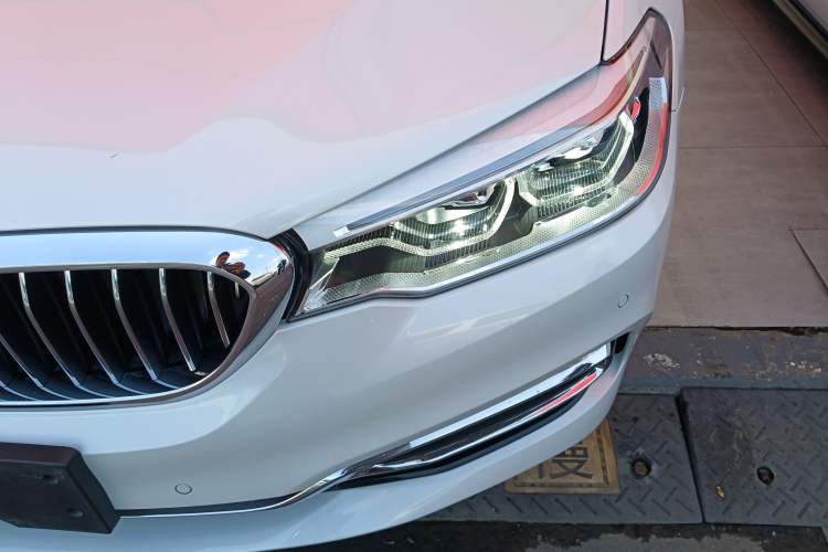 Used BMW 5 Series 2018 Facelifted 530Li Luxury Edition Premium Package