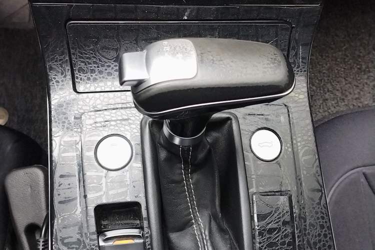 Used Hongqi H5 2019 30TD Dynamic Edition