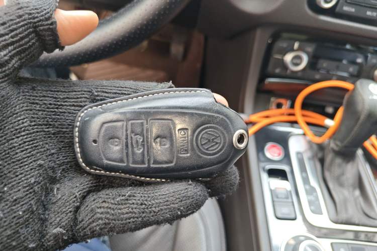 Used Volkswagen Touareg 2017 3.0 TSI Touareg Model Vehicle Key