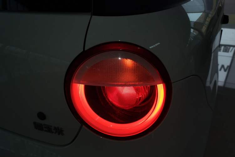 Used CHANGAN NEVO Lumin 2022 301km Honey-Sweet Version
