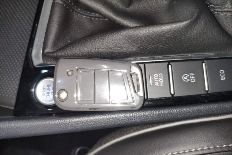 Used Volkswagen Sagitar 2023 280TSI DSG Excellence Edition Interior 1