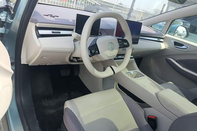 Used MG 4 EV 2026 Model 437 Freedom Edition Center Console