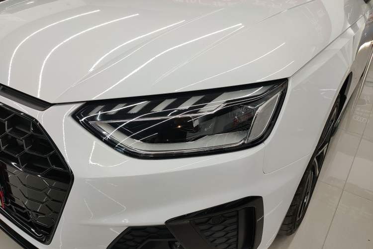 Used Audi A4L 2023 40 TFSI Luxury Dynamic Model Left Front Headlight