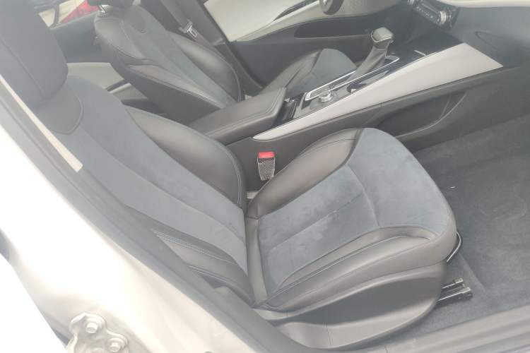 Used Buick Velite 6 2020 Connected Smart Enjoyment PLUS Right Front Seat