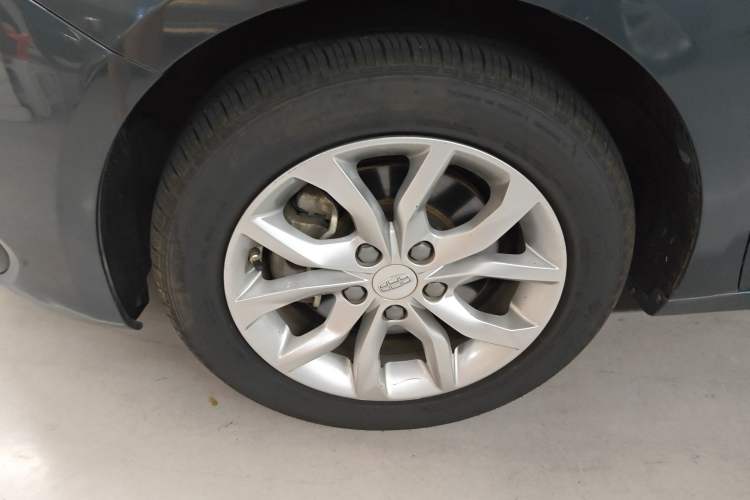 Used Geely Auto Emgrand GL 2017 1.8L Manual Elite Model