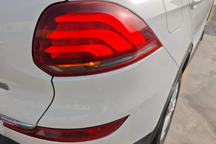 Used Qoros 5 2018 Revised Version 1.6T Automatic Leading Edition