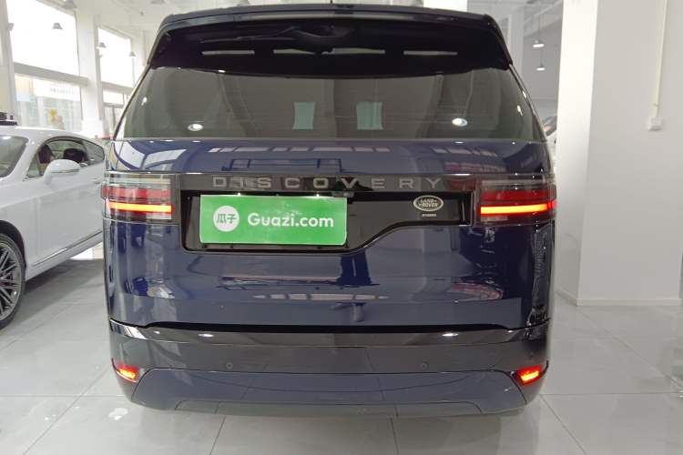 Used Land Rover Discovery 2021 360 PS R-Dynamic SE
