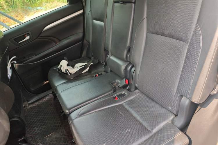 Used Toyota Highlander 2015 2.0T Four-Wheel Drive Luxury Edition 7-Seater
