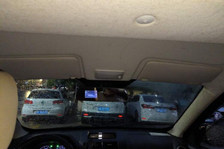 Used HYOSOW H2 2016 H2E 1.5L Fashion Model BJ415B