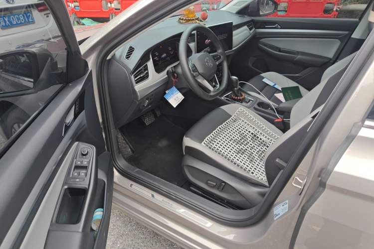 Used Volkswagen Bora 2023 280TSI DSG Prestige Edition
