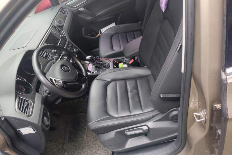 Used Volkswagen Golf Sportsvan 2016 280TSI Automatic Luxury Model