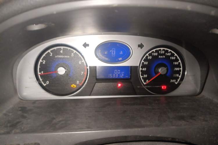 Used Geely Auto Classic Emgrand 2010 Hatchback 1.5L Manual Luxury Model