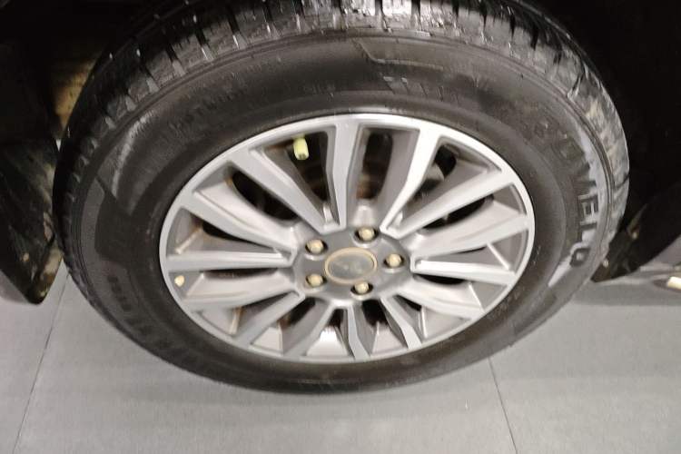 Used Haval H6 2015 Sport Edition 1.5T Automatic Two-Wheel Drive Luxury Model
