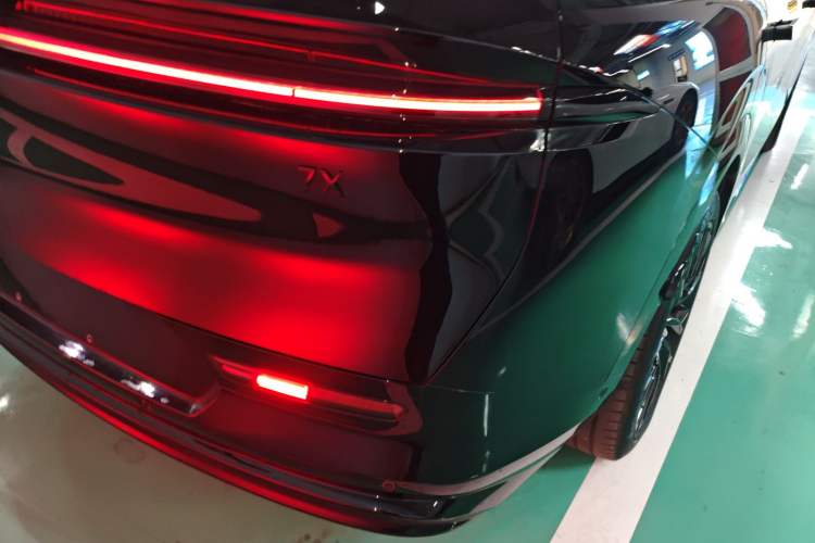 Used Zeekr 7X 2025 75 kWh Rear-Wheel Drive Intelligent Driving Version
