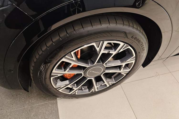 Used Lynk & Co 900 2025 2.0T Ultra
