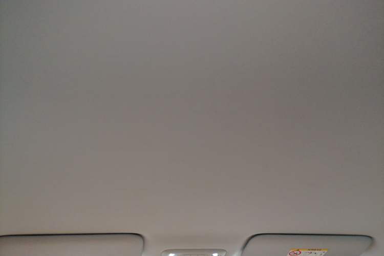 Used Wuling Wuling Starlight 730 2025 Model Plug-in Hybrid 125km Luxury Edition