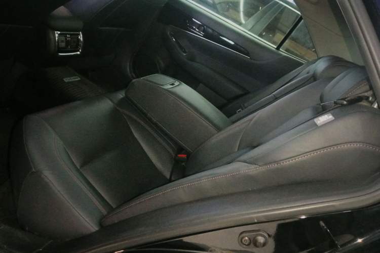 Used Toyota Crown 2018 2.0T Fashion Edition Left Rear Seat