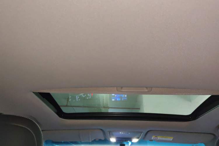 Used Honda Accord 2016 2.0L Elite Edition Headliner