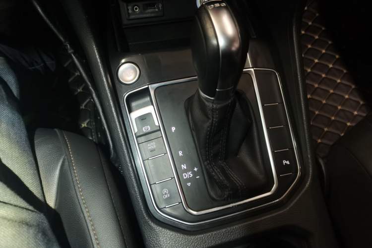 Used Volkswagen Golf Sportsvan 2018 230TSI Automatic Luxury Model