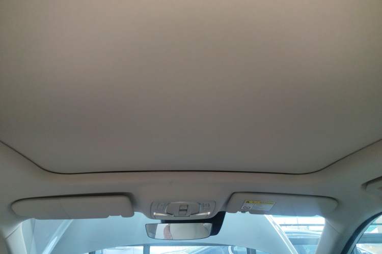 Used Roewe D5X DMH 2024 135 Tech Edition