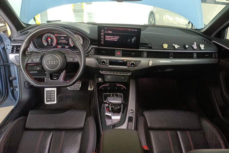 Used Audi A4L 2022 40 TFSI quattro RS Performance Package
