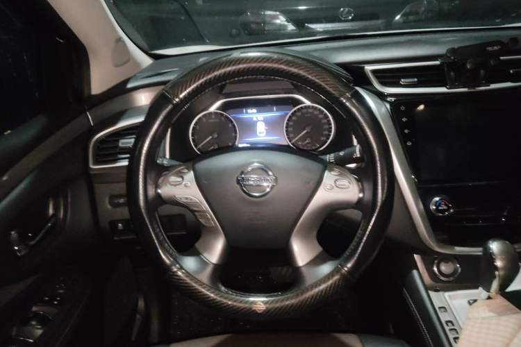 Used Nissan Murano 2021 2.5L XL Two-Wheel Drive Smart Connect Luxury Edition Steering Wheel