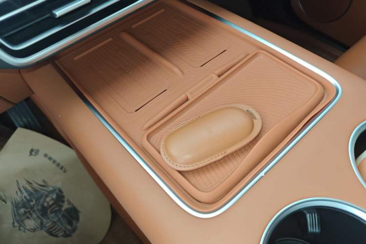 Used Li Auto L8 2024 Max
