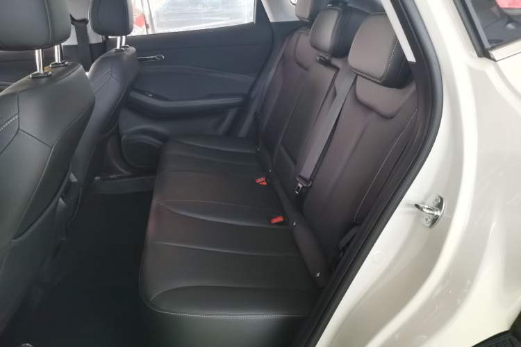 Used Baojun Yunhai 2024 140km Plug-in Hybrid Version