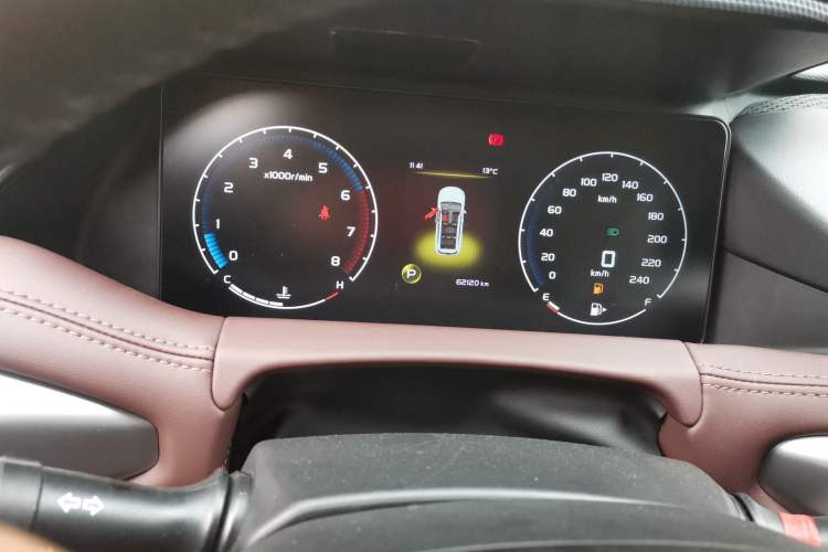 Used Geely Auto Haoyue 2022 1.8TD DCT Luxury 7-Seater