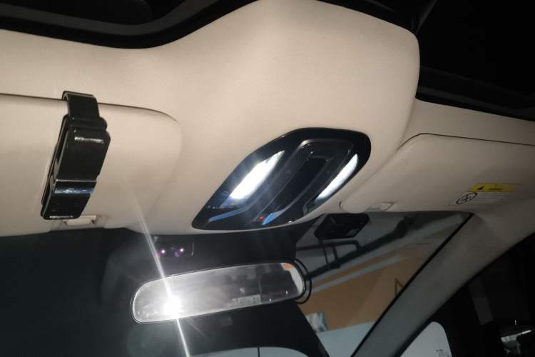 Used AION V 2021 Plus 70 Smart Technology Edition Lithium Iron Phosphate