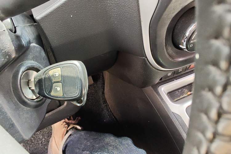 Used Jeep Compass 2013 2.0L two-wheel drive luxury version