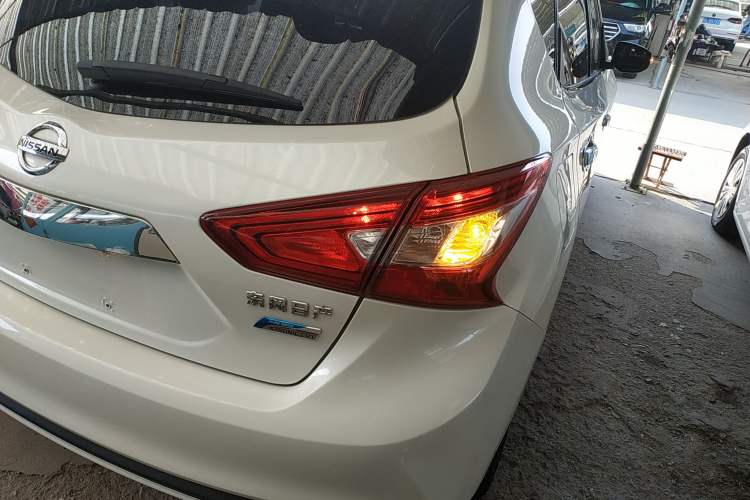Used Nissan Tiida 2019 1.6L CVT Smart Drive Version China VI Standard Right Rear Taillight