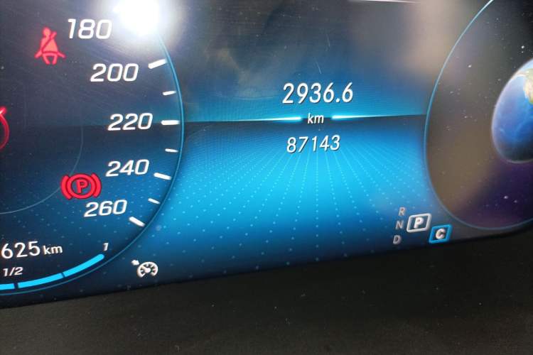 Used Mercedes-Benz GLC 2021 GLC 260 L 4MATIC Dynamic Edition