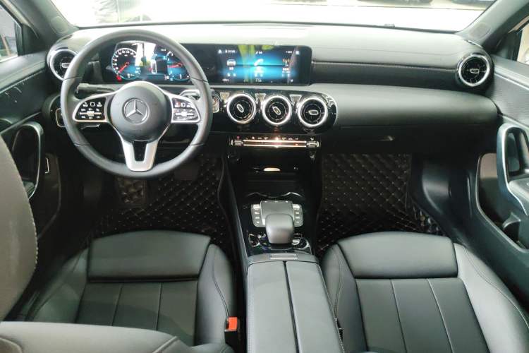 Used Mercedes-Benz A-Class 2021 A 200 L Sport Sedan Dynamic Model Center Console
