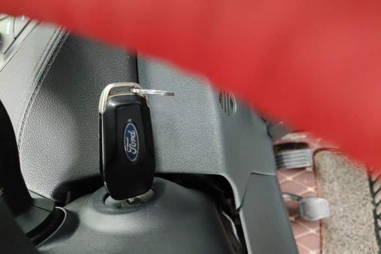 Used Ford Escort 2017 Happy Edition 1.5L Manual Fashion Model
