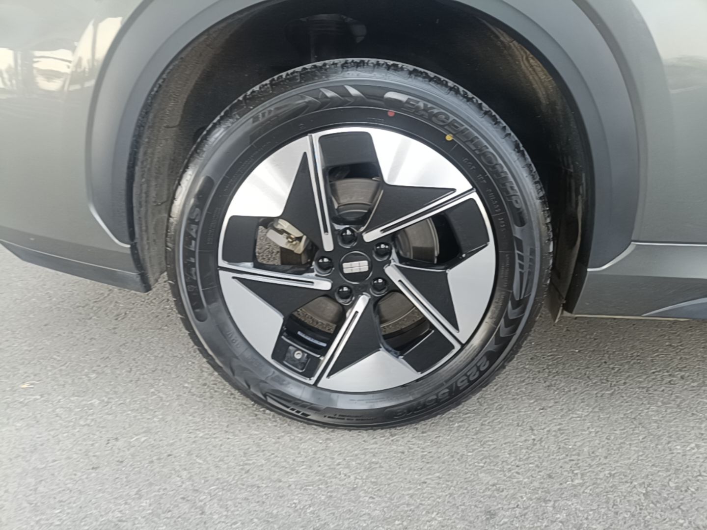 Geely Galaxy E5 2026 Model 610km Exploration+ Edition — снимка 11