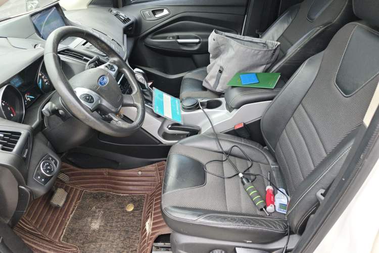 Used Ford Kuga 2015 1.5L GTDi Two-Wheel Drive Fashion Edition Left Front Seat