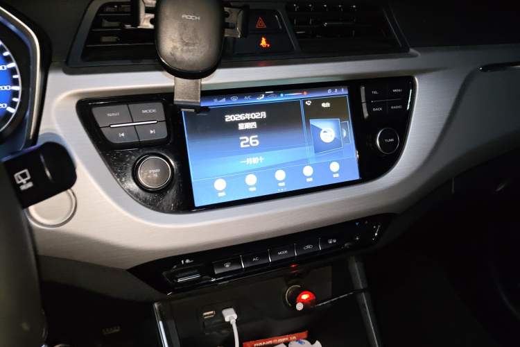 Used Geely Auto Vision X3 2019 Upgraded Model 1.5L Manual Elite Version