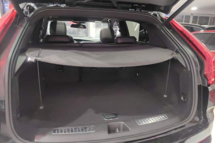 Used Cadillac XT4 2018 28T Two-Wheel Drive Leading Version
