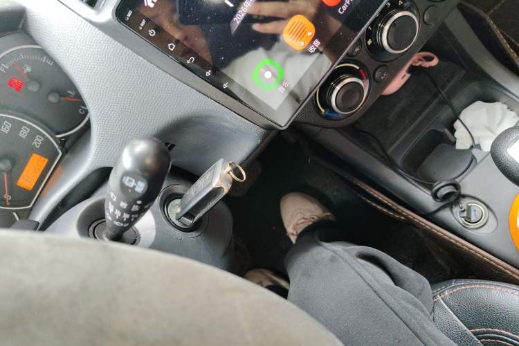 Used Suzuki Swift 2016 1.5L Automatic Fashionable Coolplay Edition
