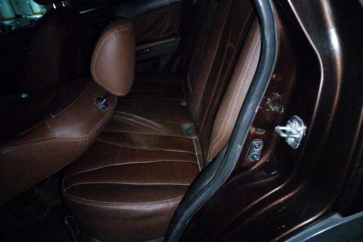 Used GAC Trumpchi GS5 2013 1.8T Automatic Two-Wheel Drive Luxury Edition
