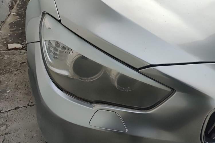 Used BMW 5 Series GT 2015 528i Leading Model Right Front Headlight