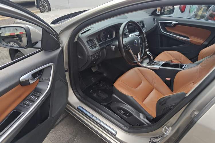 Used Volvo S60 2016 S60L T5 Intelligent Drive Edition
