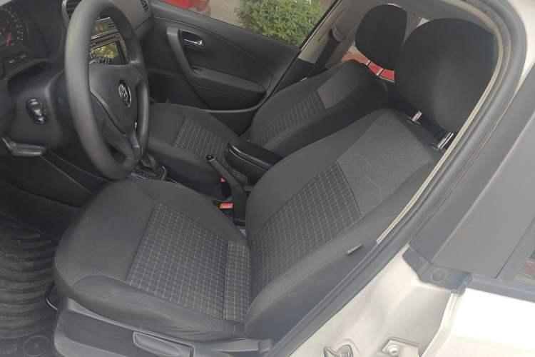 Used Volkswagen Polo 2014 1.6L Automatic Comfort Edition Left Front Seat