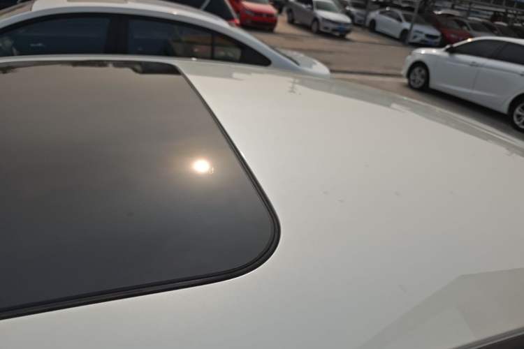 Used Nissan Sylphy 2019 1.6XV CVT Smart Connect Luxury Edition China VI Standard Roof