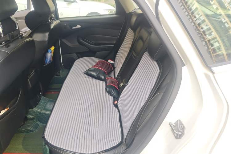 Used Ford Focus 2012 Hatchback 2.0L Automatic Luxury Sport Model Left Rear Seat