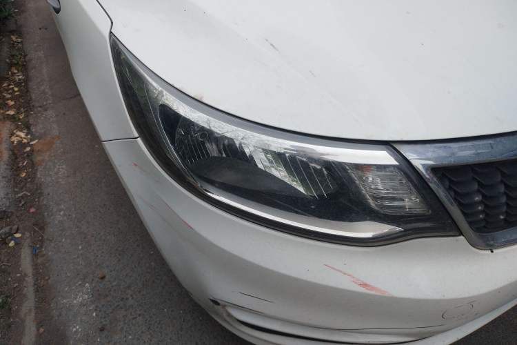 Used Kia K2 2015 Sedan 1.4L Manual Transmission GL Right Front Headlight