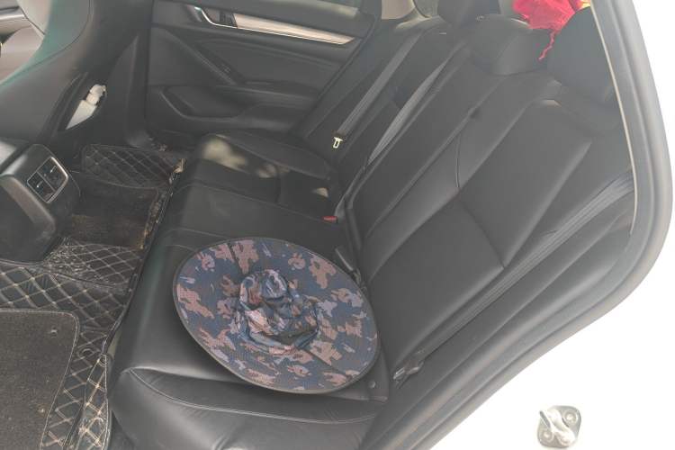 Used Honda Accord 2018 260TURBO Luxury Edition China VI Left Rear Seat