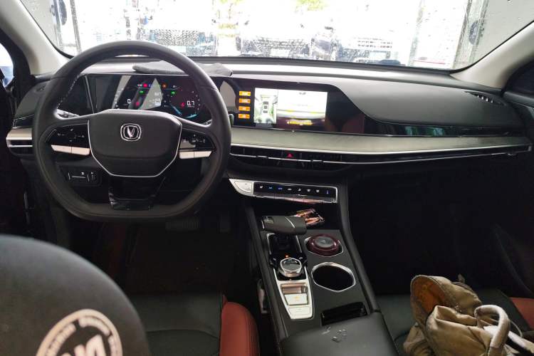 Used CHANGAN Eado 2023 Changan Edition PLUS Blue Whale NE 1.4T GDI DCT Prestige Version
